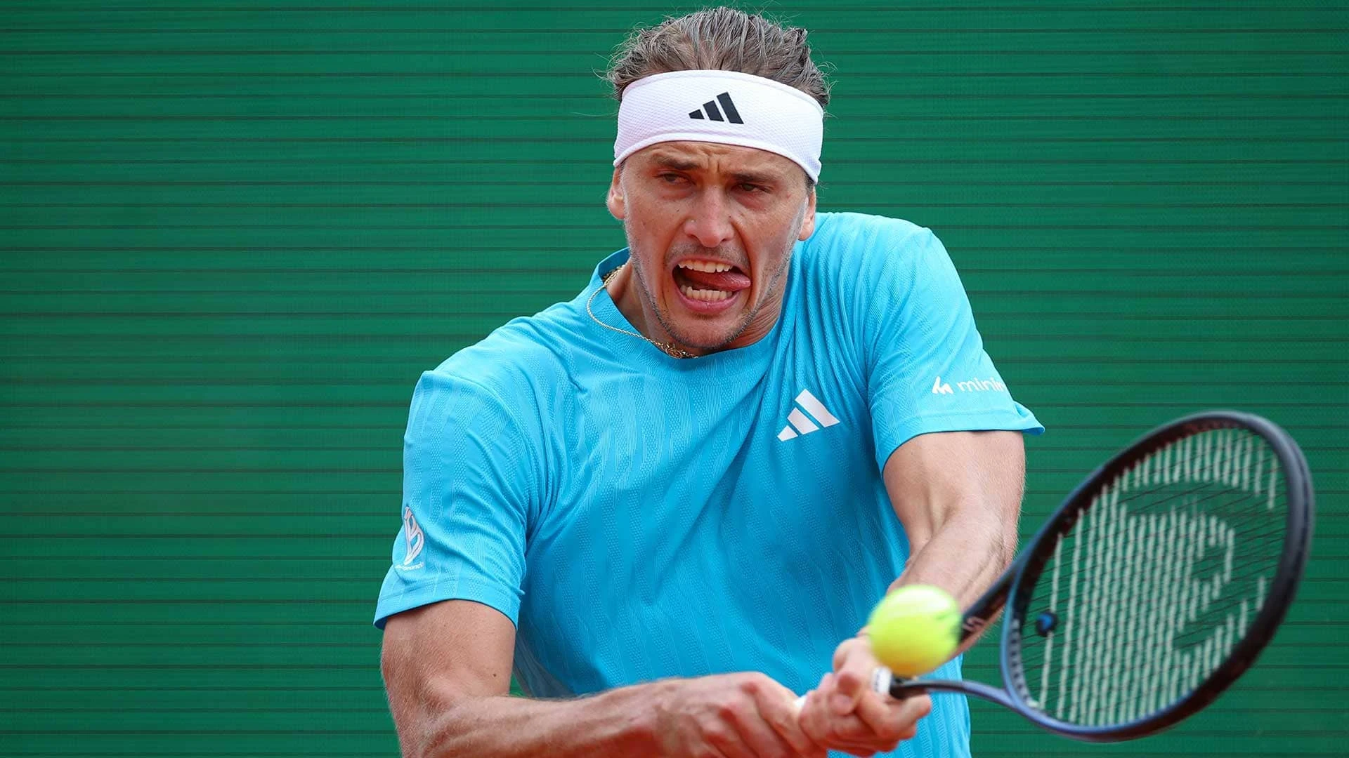 Alexander Zverev matches his deepest Monte Carlo run by securing semi-final spot